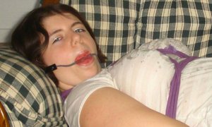 Black Fox Fetish offers a free picture gallery with teenage lass in kinky bdsm action