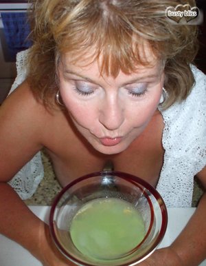 TAC Amateurs offers a free pic gallery with Busty Bliss xxx gallery 274480